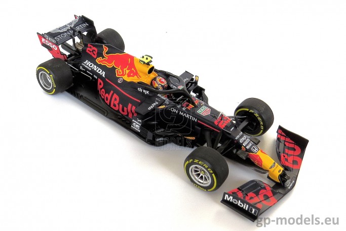 MINICHAMPS Red 1:18 Scale Diecast Formula 1 Cars for sale