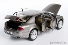 diecast model car Volkswagen Phaeton V6 (2012), Kyosho 1:18, 08831AS, 4548565234882